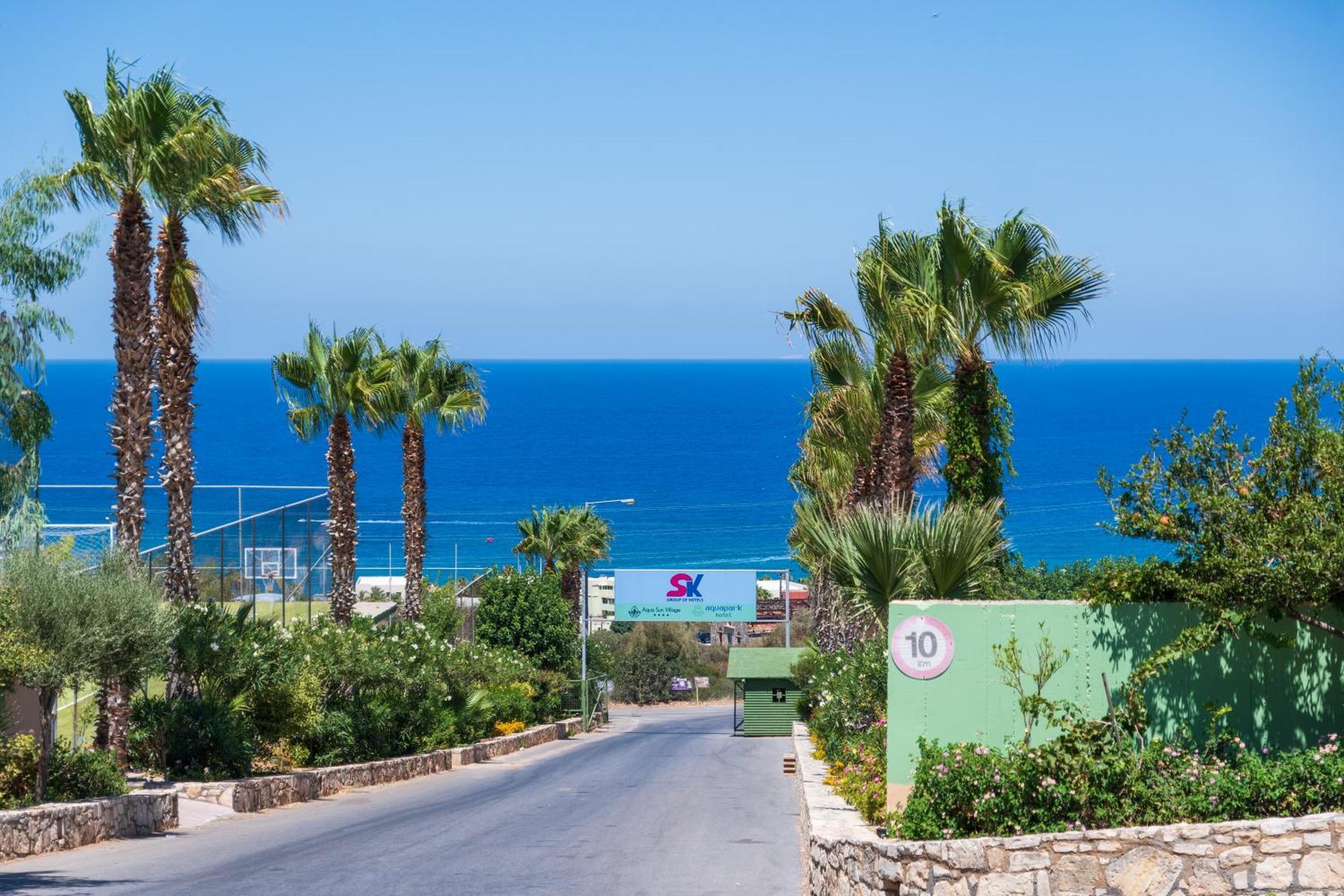 Aqua Sun Village Hersonissos  Exterior foto
